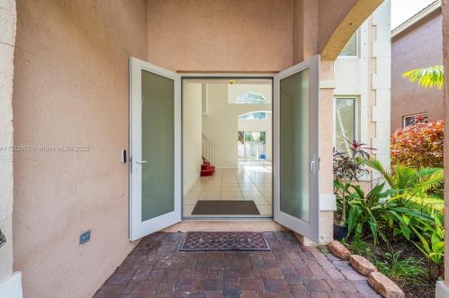 13358 32nd St, Hollywood FL  33027-3908 exterior