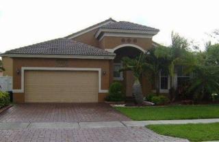2550 192nd Ter, Hollywood, FL 33029-2497