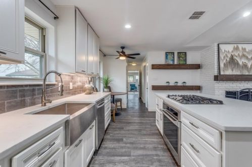 1306 Glen Cove Dr, Richardson TX  75080-3727 exterior
