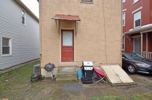 2304 Clifton Ave, Cincinnati OH  45219-1313 exterior