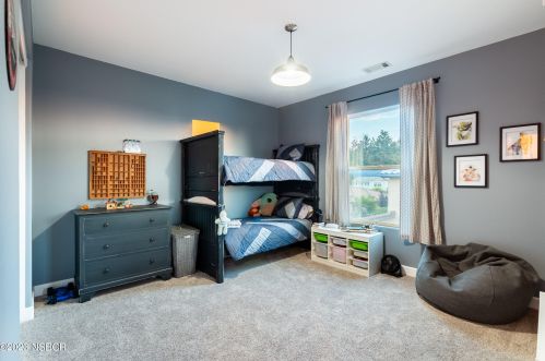 622 Wildflower Dr, Santa Maria CA  93455-6099 exterior