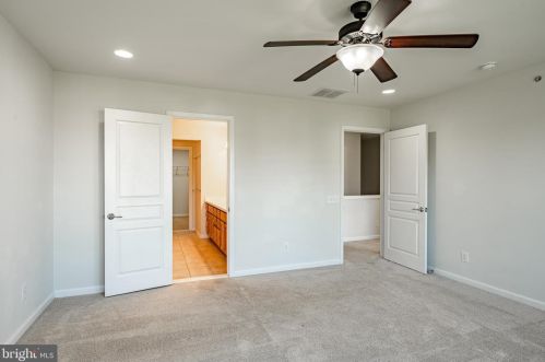 243 Caldwell Cir, Downingtown PA  19335-4927 exterior