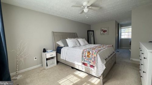 105 Appletree Dr, Leesburg VA  20176-4507 exterior