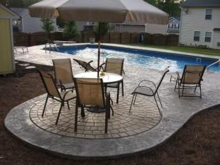 3520 Glade Run Dr, Sanford NC  27330-7694 exterior