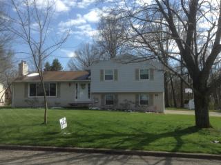 327 Kingwood Dr, Columbiana, OH 44408-1105