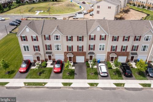 119 Nathan Dr, Riverton NJ  08077 exterior