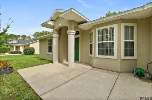 6 Eastwood Dr, Palm Coast, FL 32164-6100