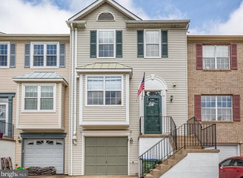 202 Crossing Rd, Fredericksburg, VA 22406-7832