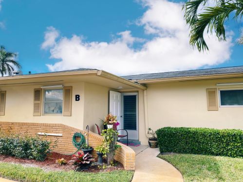 2511 Barkley Dr, West Palm Beach, FL 33415-8606
