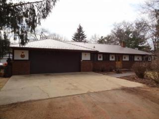 445 Main St, Iola, WI 54945-9636