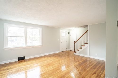 233 Birch St, Bristol CT  06010-7835 exterior
