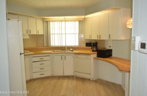 1288 Gardenia Dr, Sebastian FL  32976-7645 exterior