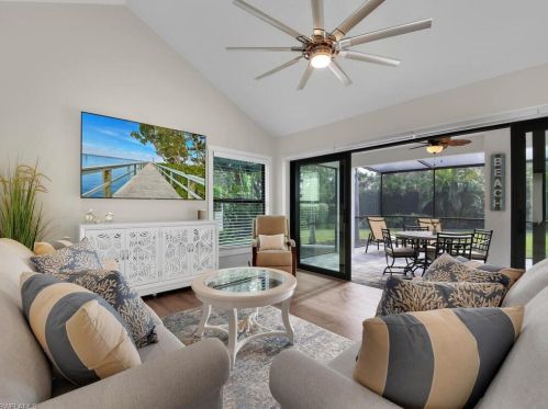 754 Reef Point Cir, Naples FL  34108-8775 exterior