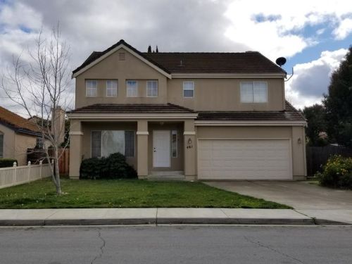 461 Verona Pl, Hollister, CA 95023-7124