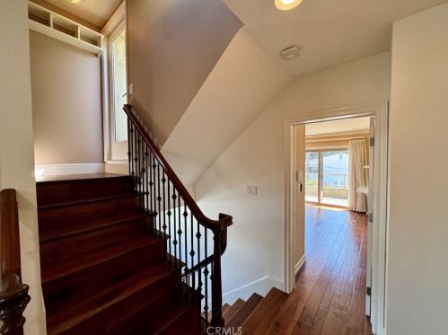 208 Calle Miramar, Redondo Beach CA  90277-6206 exterior