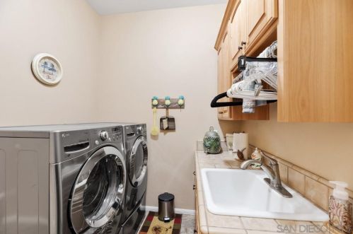 550 Old Stagecoach Run, Alpine CA  91901-1478 exterior