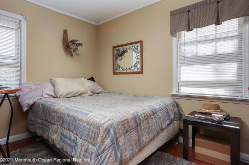 532 Smith Dr, Point Pleasant Beach NJ  08742-5432 exterior