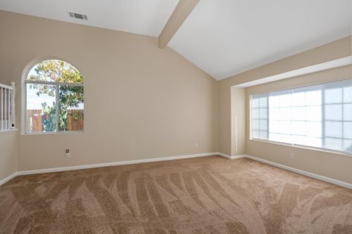 2009 Carlsbad Caverns Ct, Newman CA  95360-9635 exterior