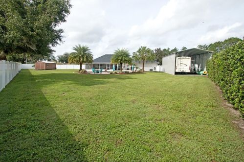 16631 Lake Smith Rd, Umatilla FL  32784-8836 exterior