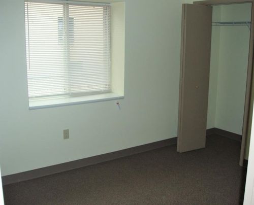 5620 Rippey St, Pittsburgh PA 15206-2941 exterior