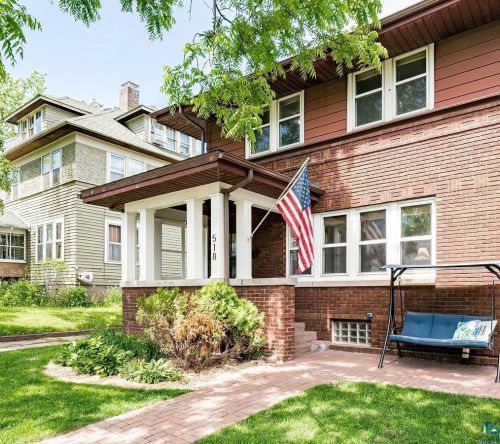 518 20th Ave, Duluth, MN 55812-1328
