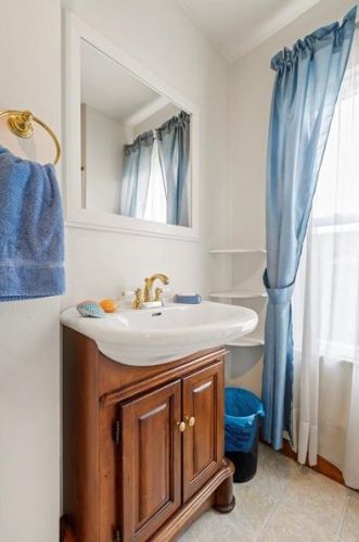 7313 Whipple St, Pittsburgh PA 15218-2011 exterior