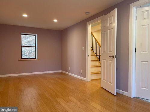 748 Catharine St, Philadelphia PA  19147-2812 exterior