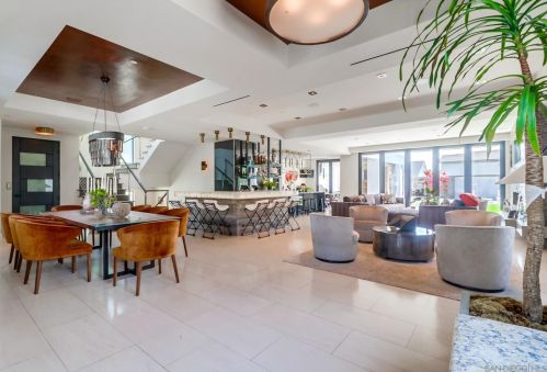 969 Adella Ave, San Diego, CA 92118-2620