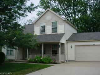 4059 Falconswalk Ct, Cuyahoga Falls, OH 44224-6312