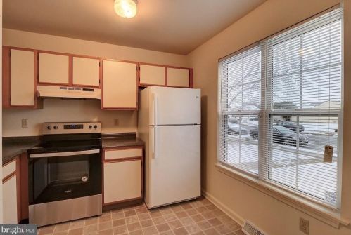 119 Holmes St, Dover DE 19901-8405 exterior