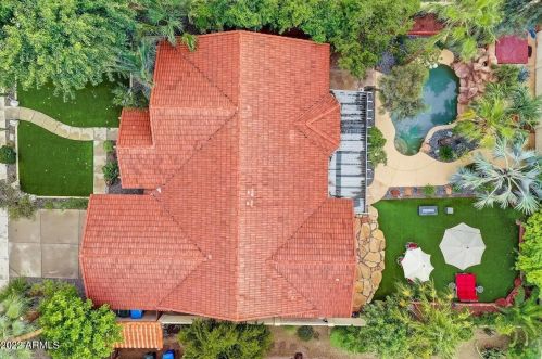 15848 16th St, Phoenix AZ  85022-3326 exterior