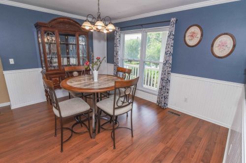 8883 Valley Circle Dr, Florence KY  41042-9523 exterior