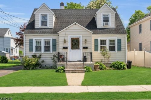 1911 Camplain Rd, Manville, NJ 08835-1657