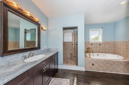 1999 Illinois Ave, Saint Petersburg FL  33703-3421 exterior