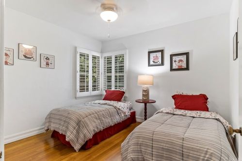4330 Theresa St, Long Beach CA  90814-1334 exterior