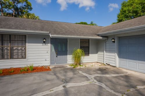 3195 Sunrise Blvd, Fort Pierce, FL 34982-6404