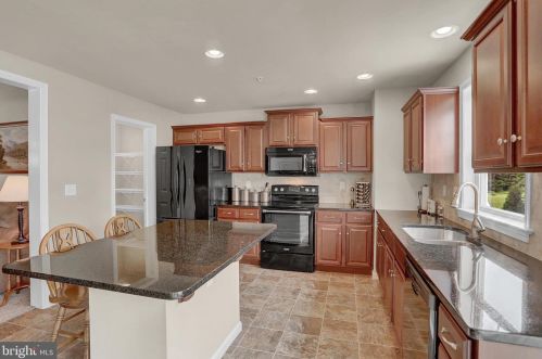 109 Landover Ct, West Enola PA  17025 exterior