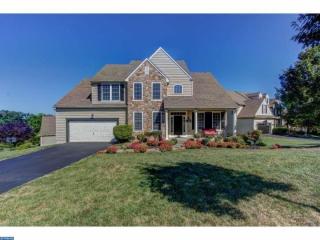 102 Muirfield Ct, Avondale, PA 19311-1445
