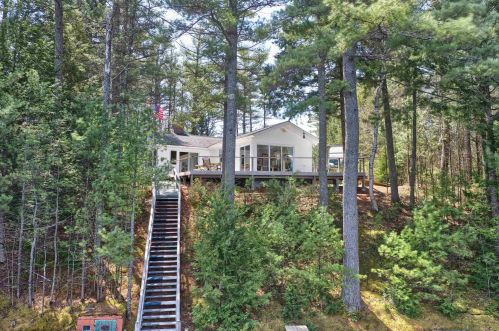 34 Lapham Ln, Rindge, NH 03461-5808