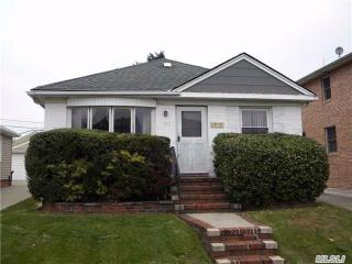 15727 20th Rd, Long Island City, NY 11357