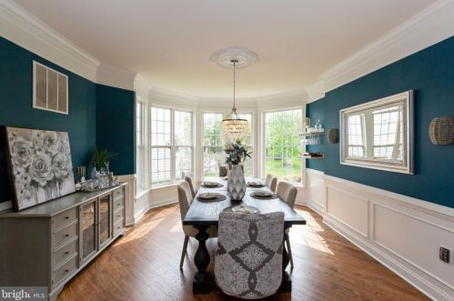 19277 Crk Fld Cir, Leesburg VA  20176-1621 exterior