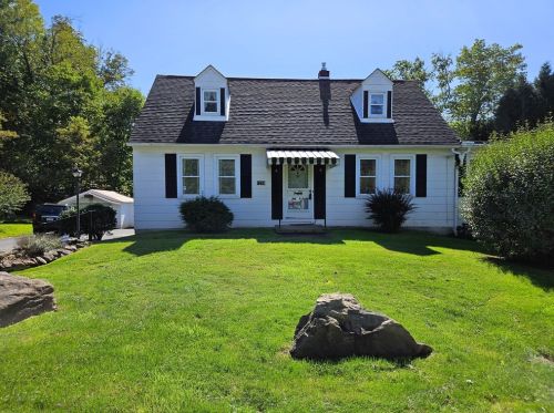 1288 Route 30, Laughlintown, PA 15655-1025