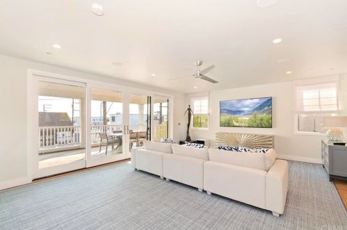 420 31st St, Manhattan Beach CA  90266-3975 exterior