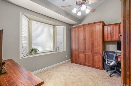 29172 Vallejo Ave, Temecula CA  92592-2302 exterior