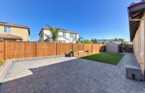 1840 Gold St, Liberty Farms CA  95620-4874 exterior