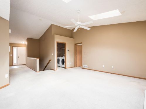 1867 Winding Hollow Dr, Darbydale, OH 43123-4784