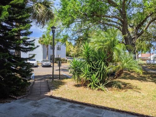 3642 Southpointe Dr, Orlando, FL 32822-4074