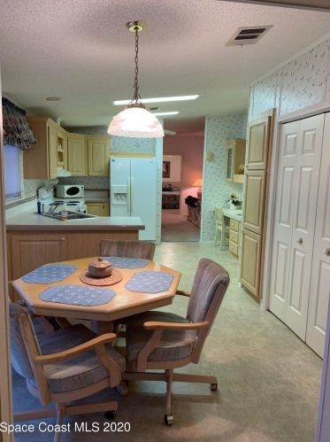 7509 Montauk Ave, Sebastian FL  32976-7798 exterior