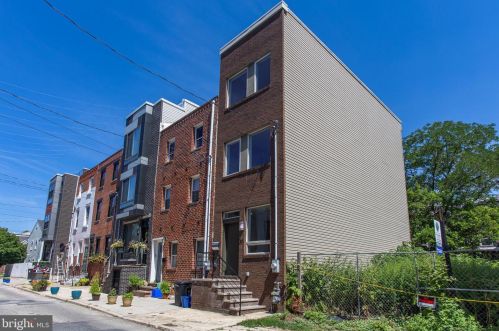 431 Manton St, Philadelphia, PA 19147-5214