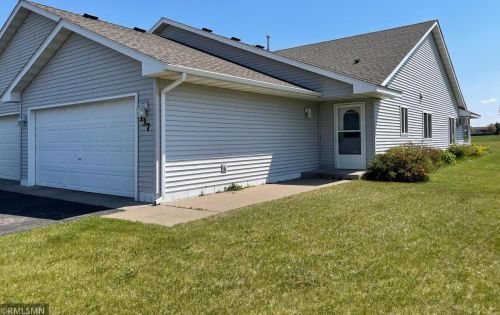 135 Belmont St, East Farmington, WI 54020-8122